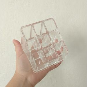 Makeup Organizer: lipstick organizer